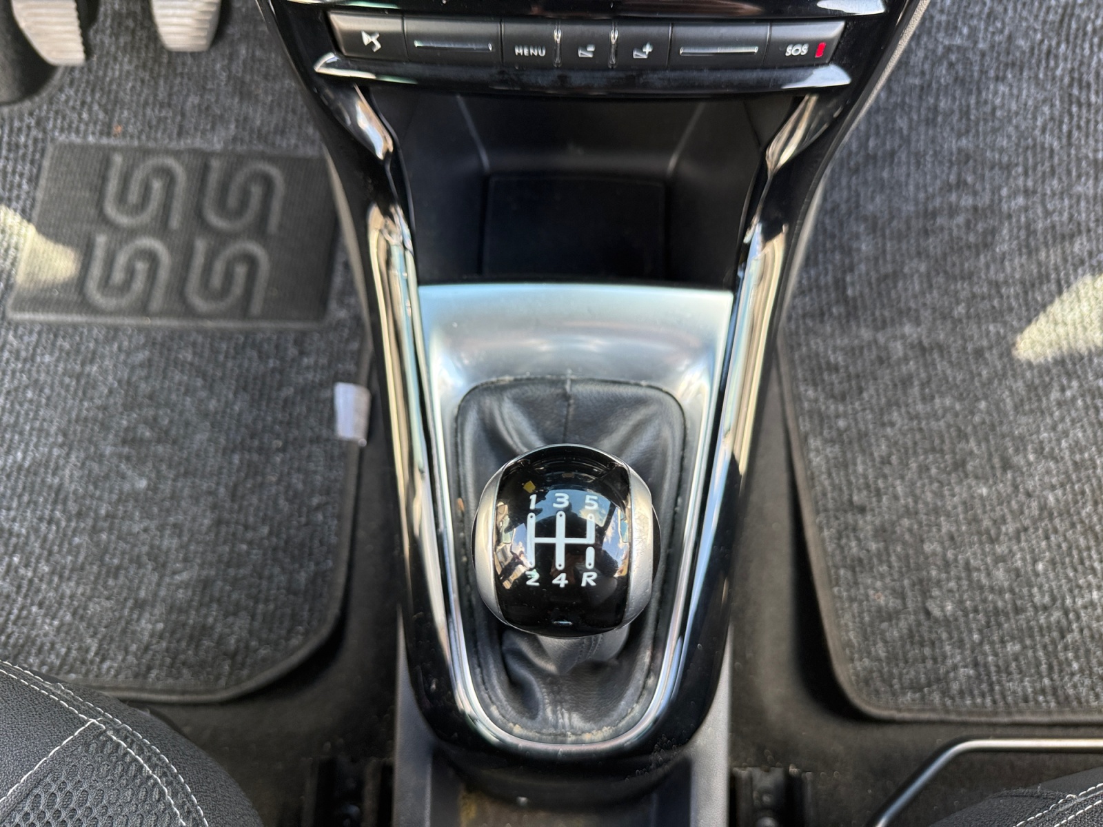 Ds Automobiles Ds3 19