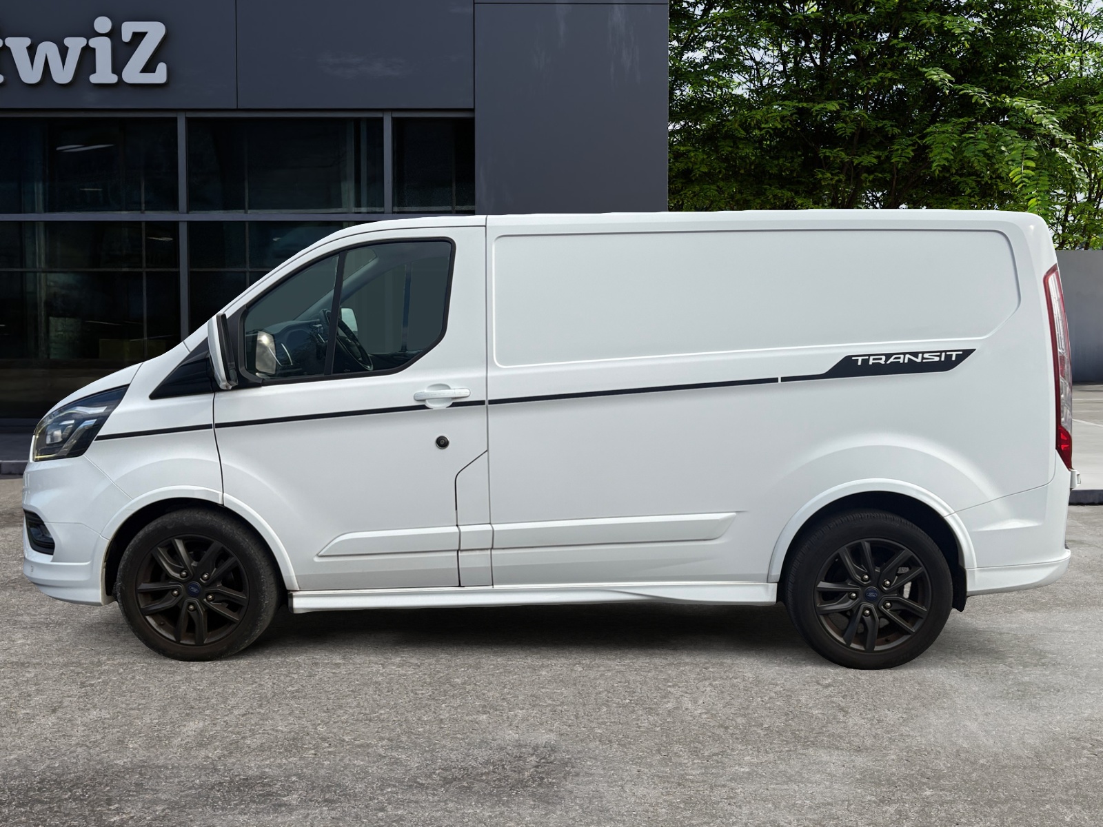 Ford Transit Custom Vu 1