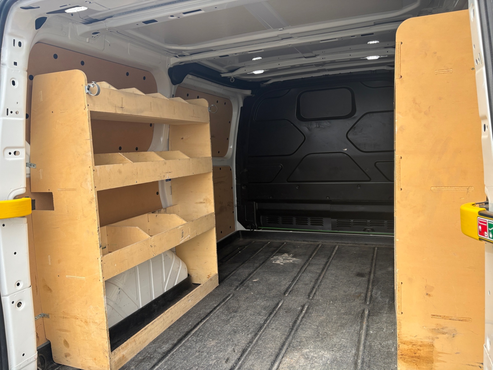 Ford Transit Custom Vu 10