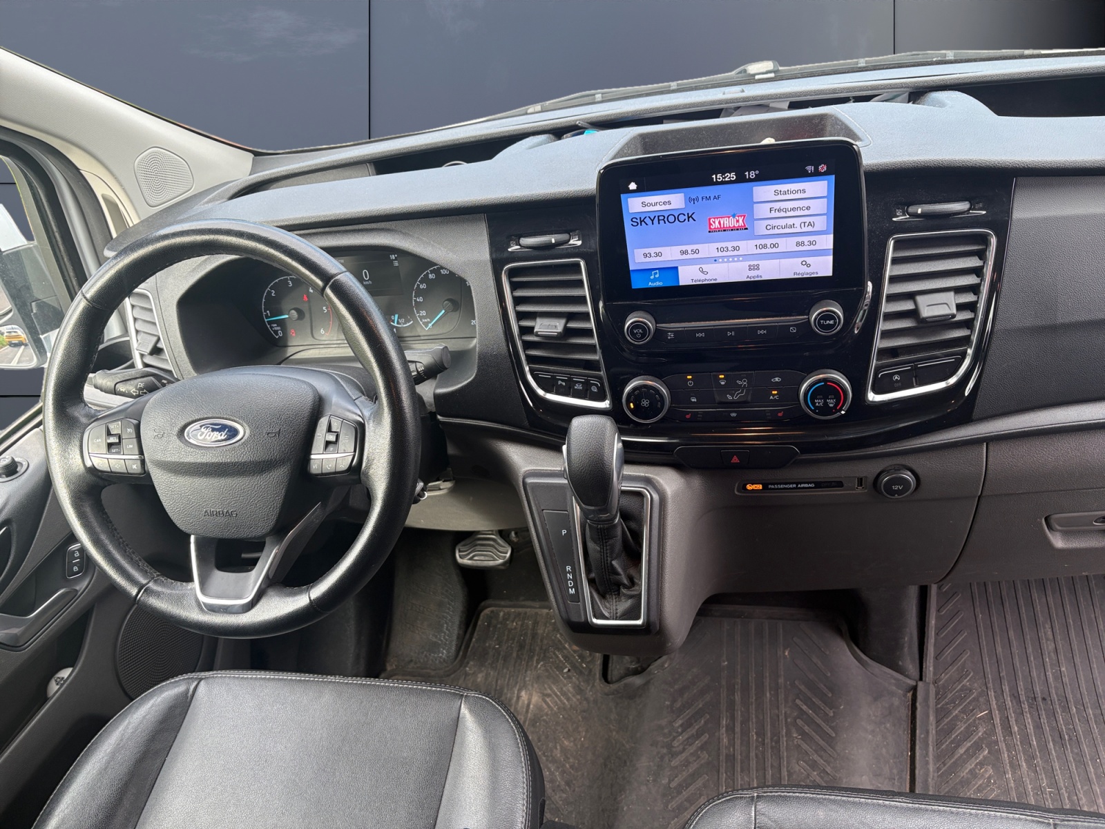 Ford Transit Custom Vu 14