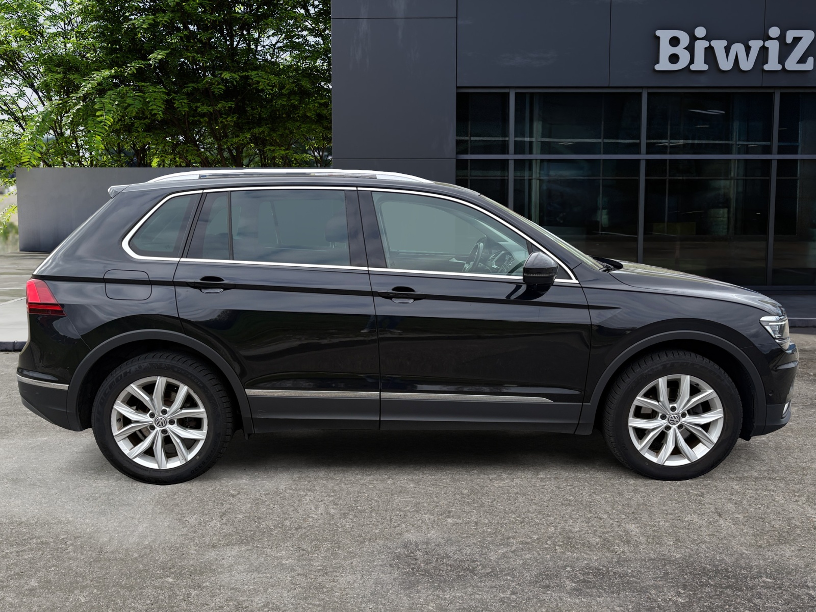 Volkswagen Tiguan 5
