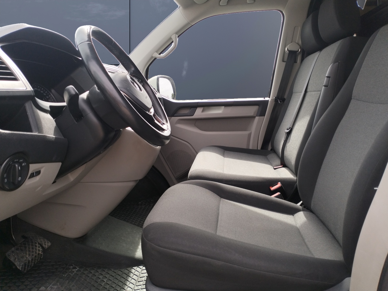 Volkswagen Transporter Vu 9