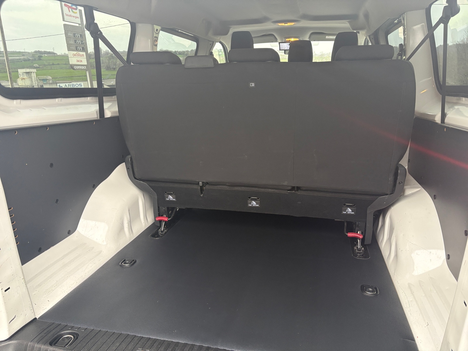 Peugeot Traveller 25