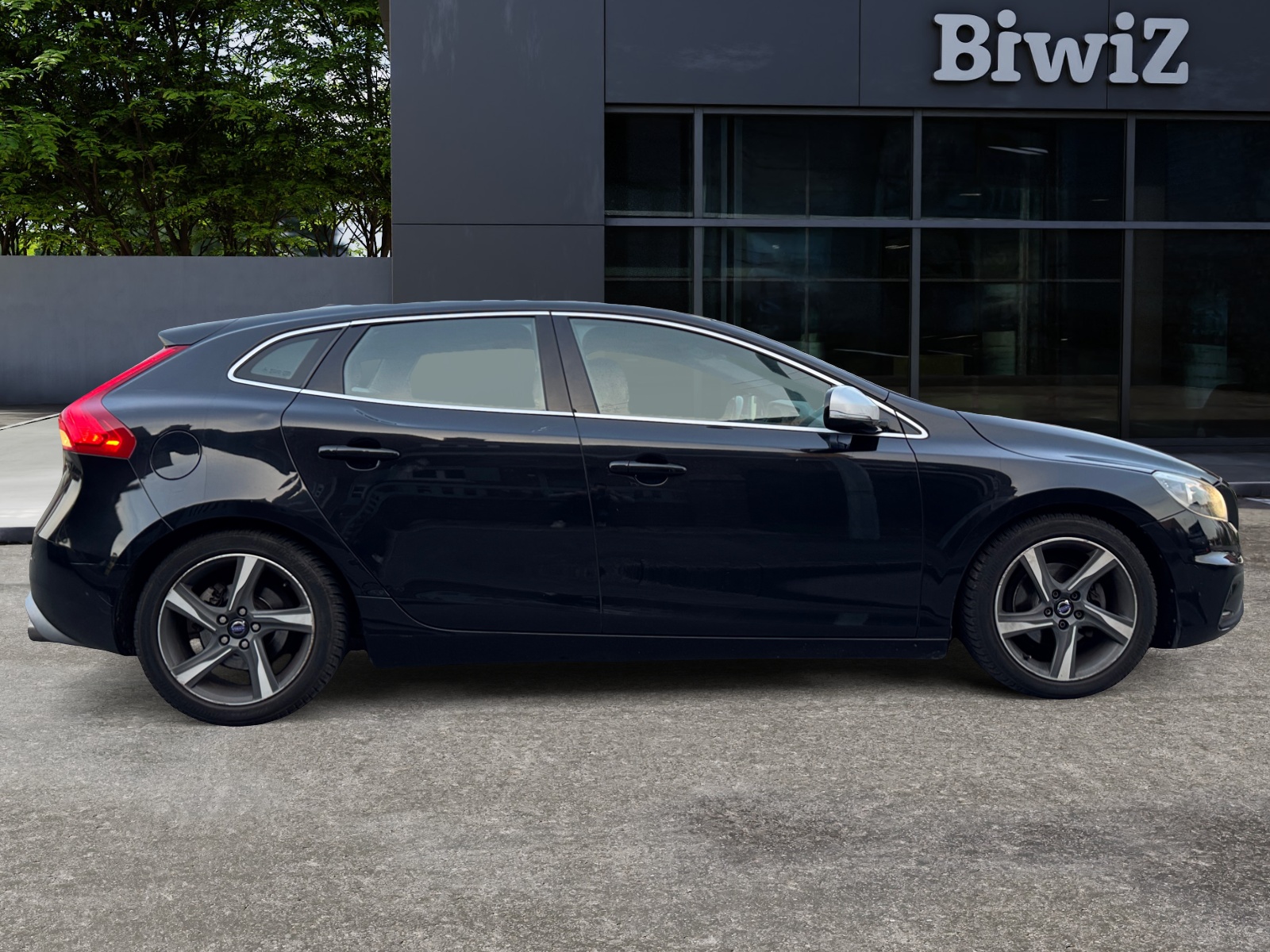 Volvo V40 5