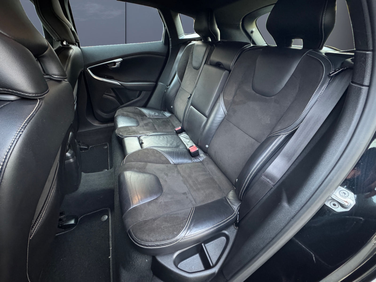 Volvo V40 10