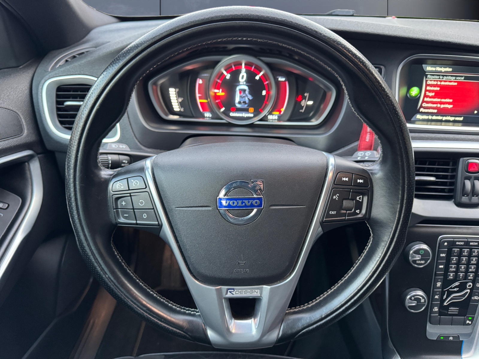 Volvo V40 15