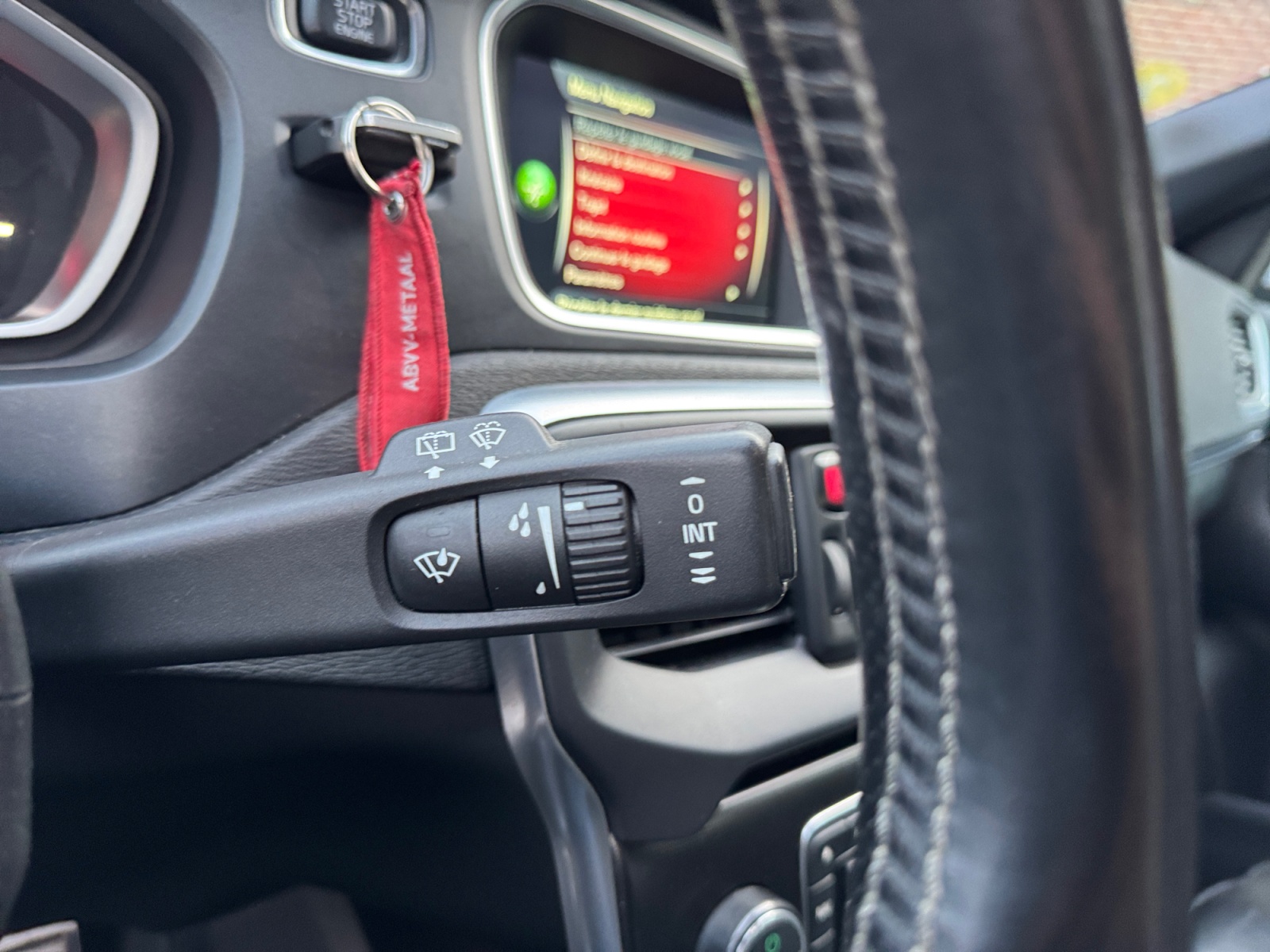 Volvo V40 22