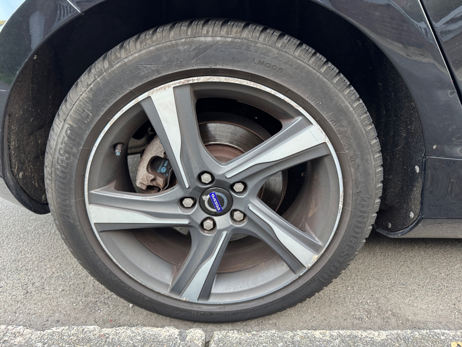 Volvo V40 32