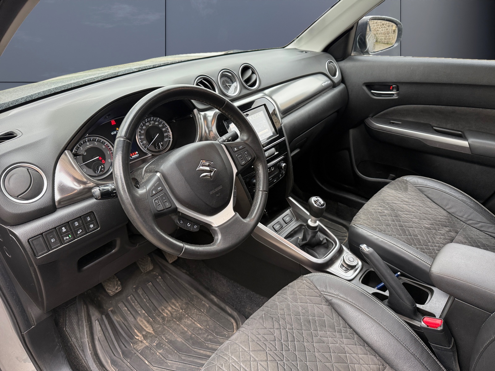 Suzuki Vitara 6