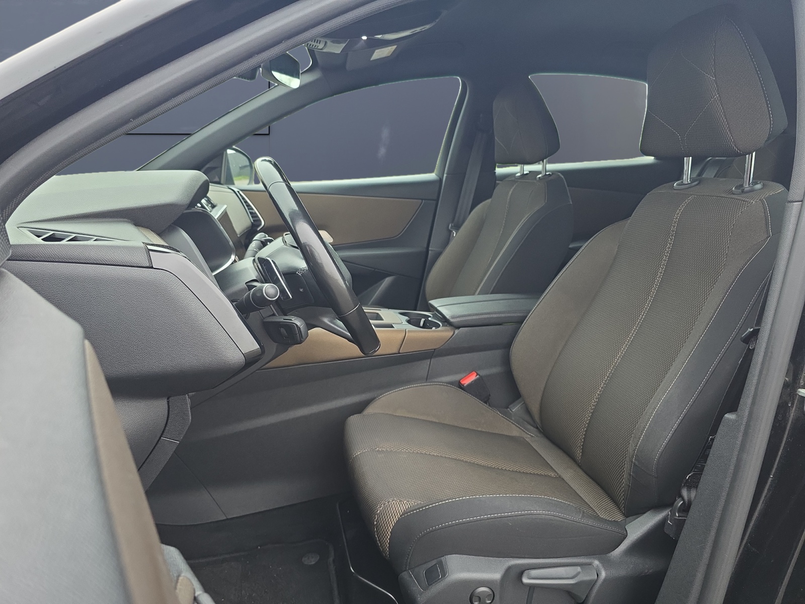 Ds Automobiles Ds 7 9