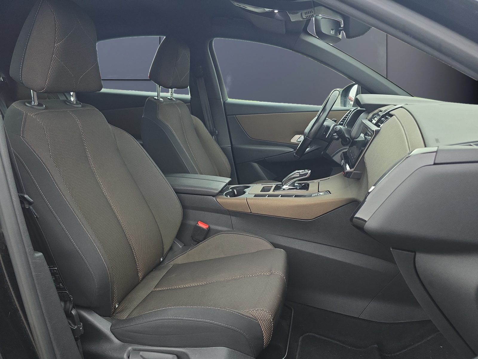 Ds Automobiles Ds 7 13