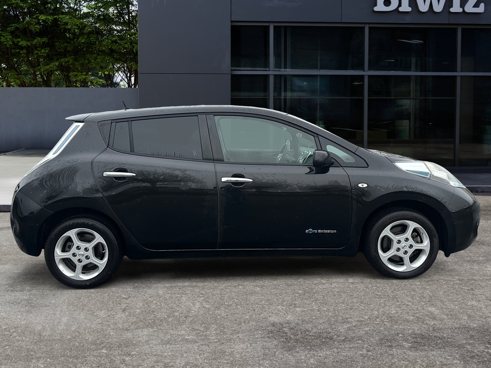 Nissan Leaf 5