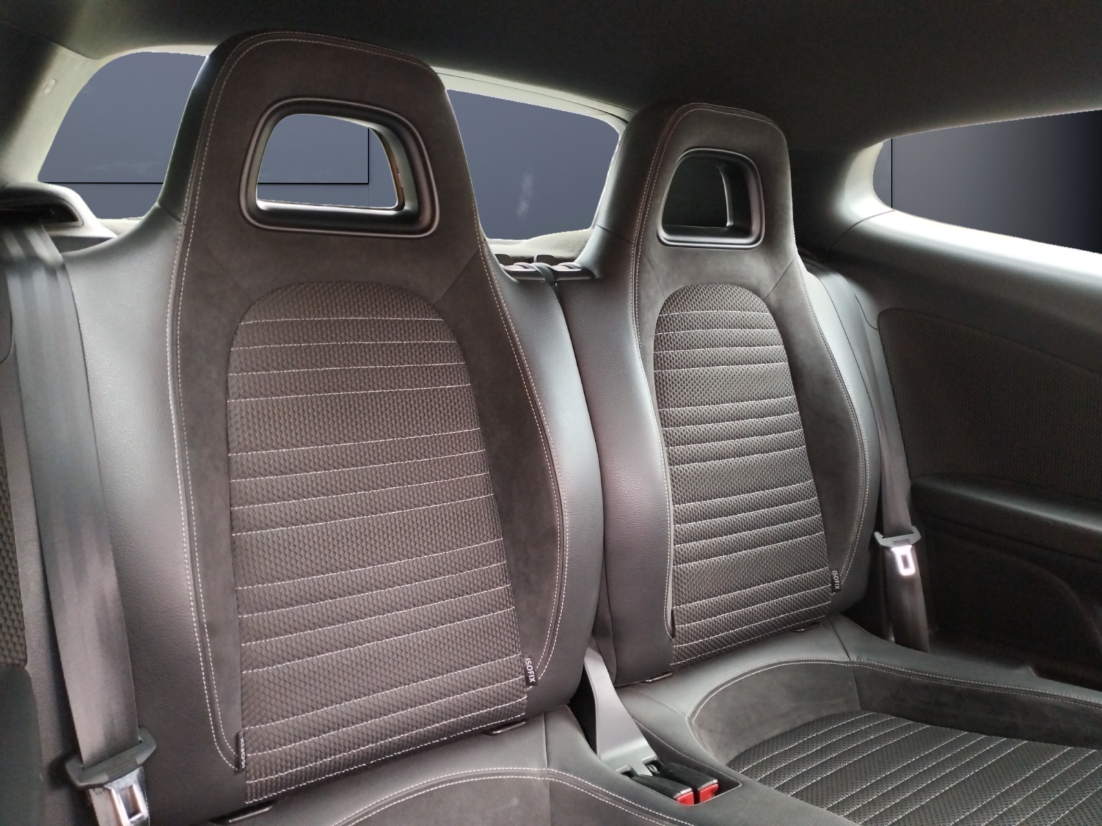 Volkswagen Scirocco 11