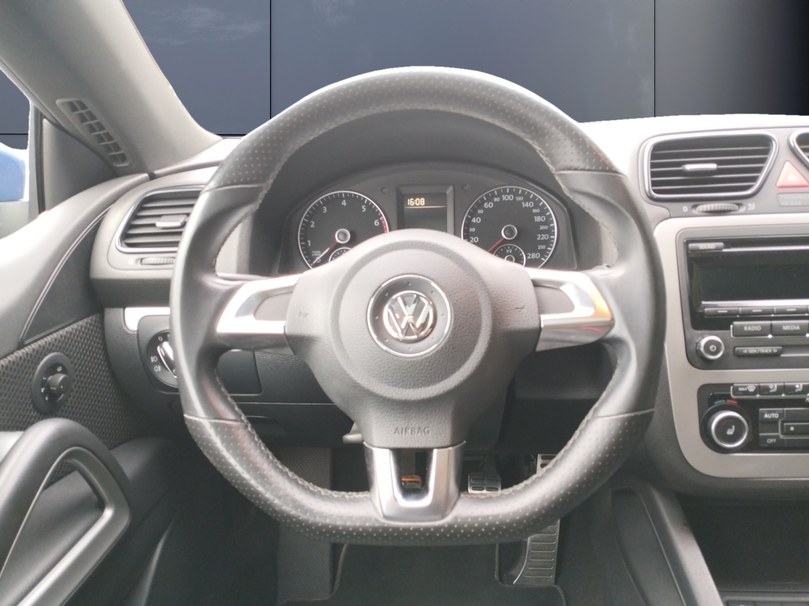 Volkswagen Scirocco 15