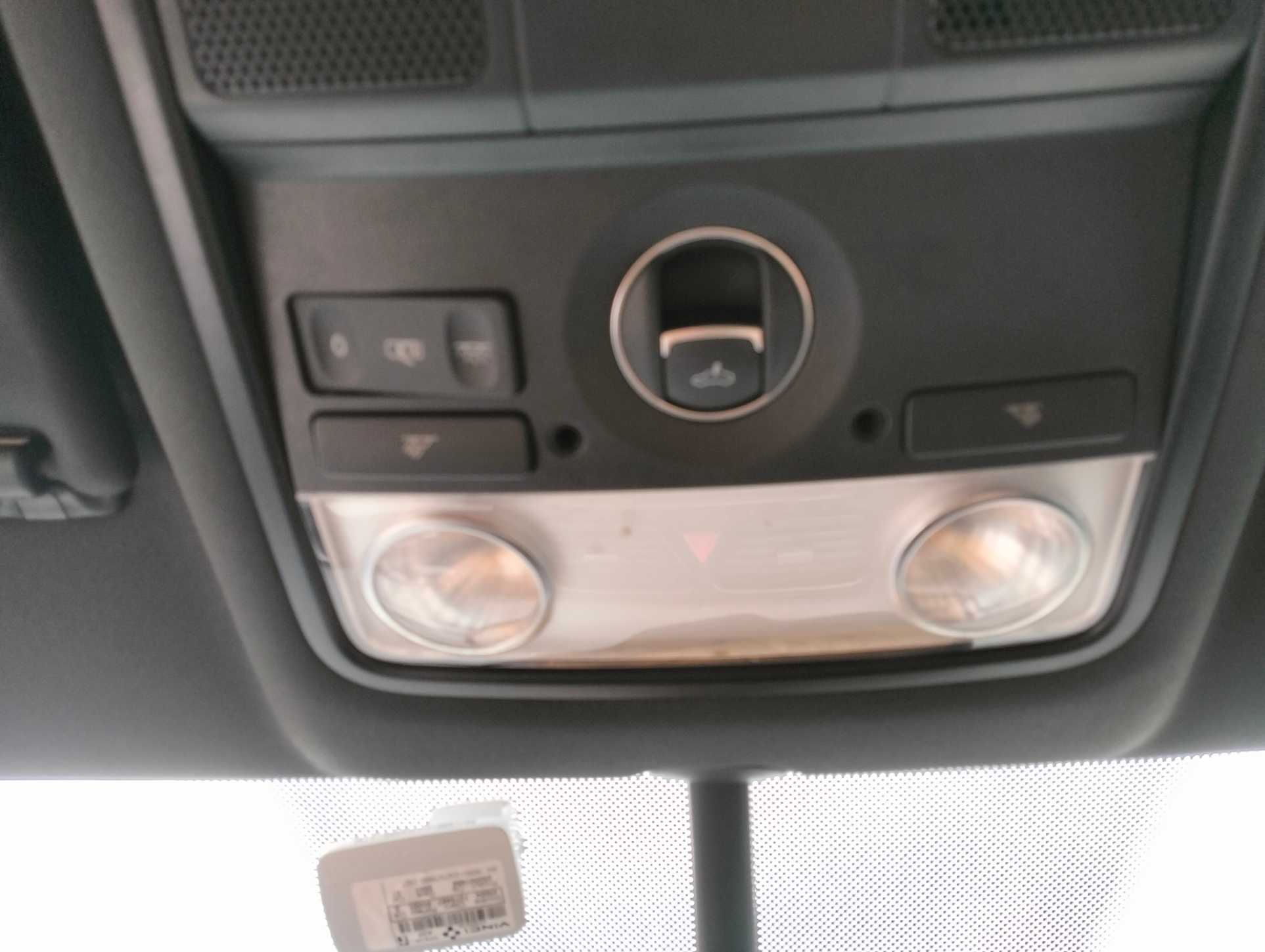 Volkswagen Scirocco 24