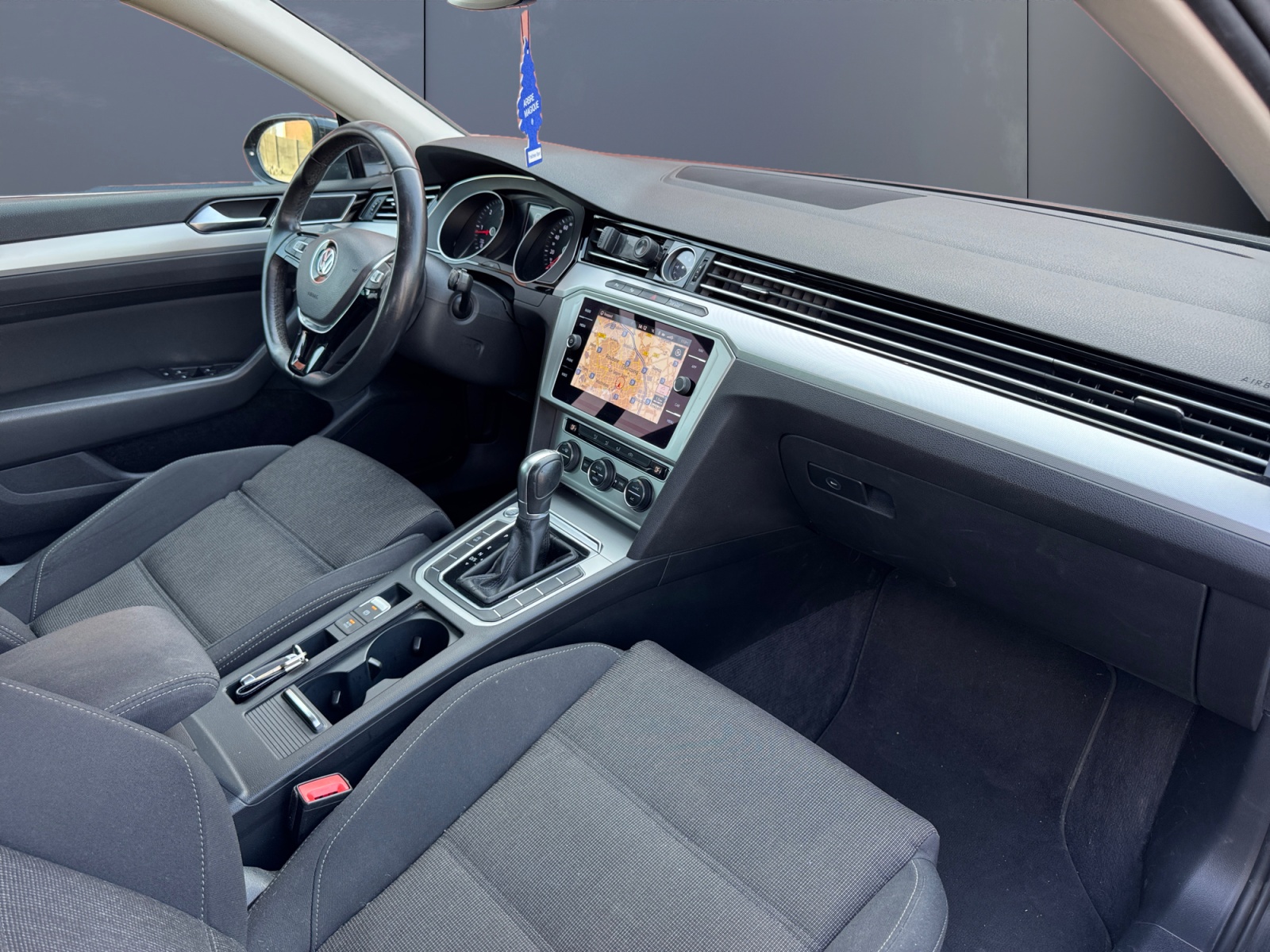 Volkswagen Passat 12