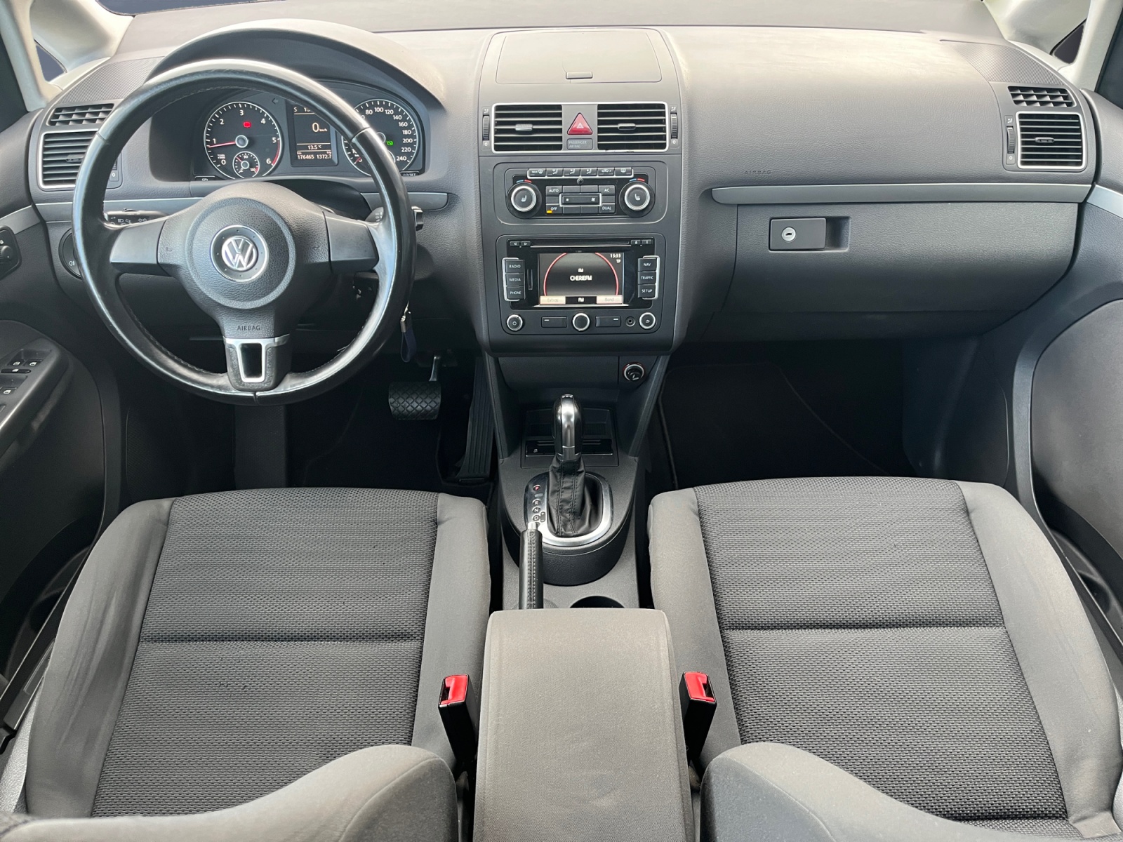 Volkswagen Touran 14