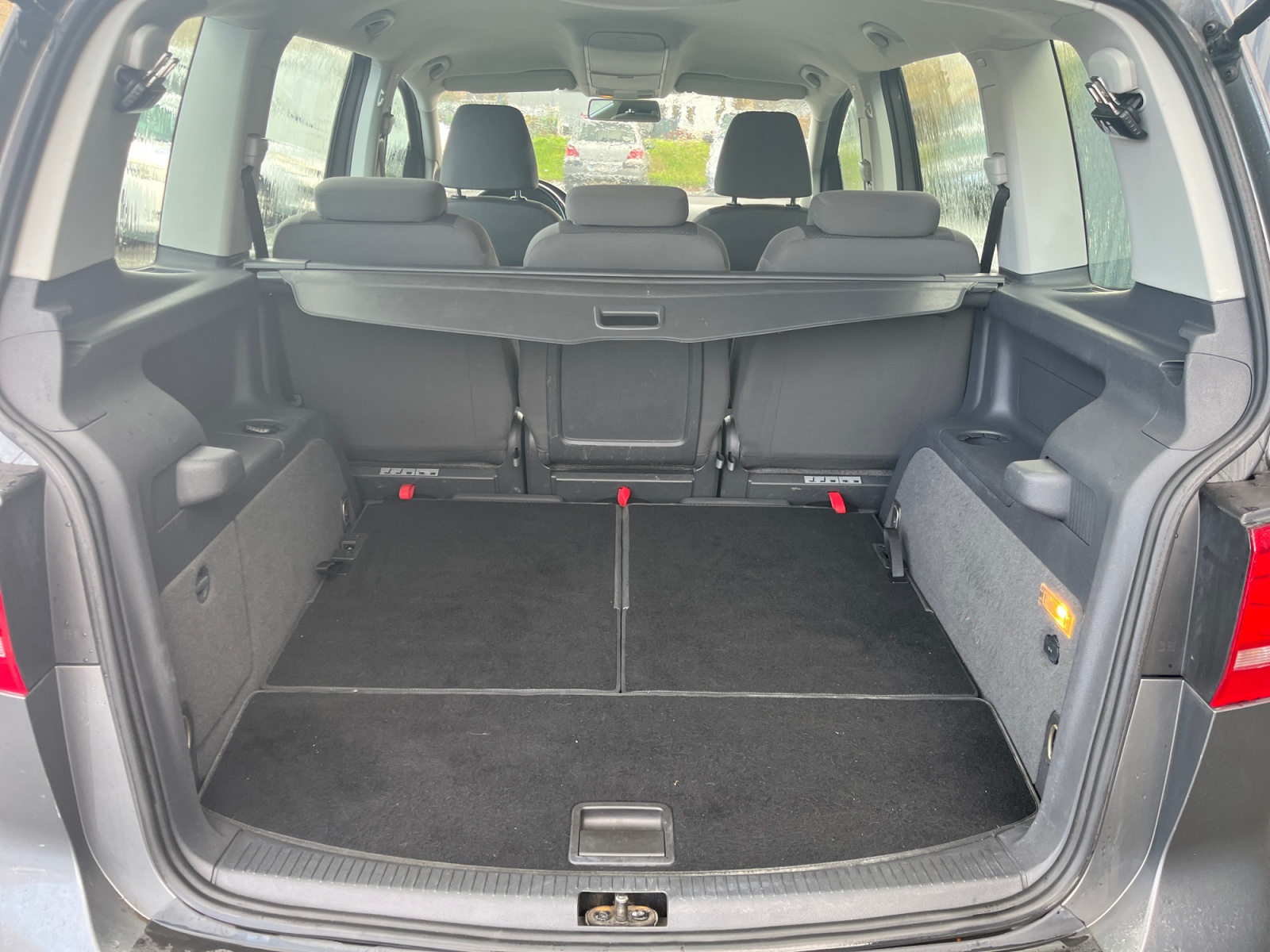 Volkswagen Touran 20