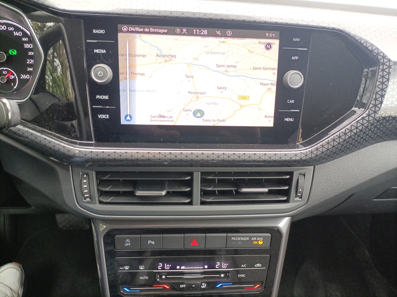 Volkswagen T-Cross 17