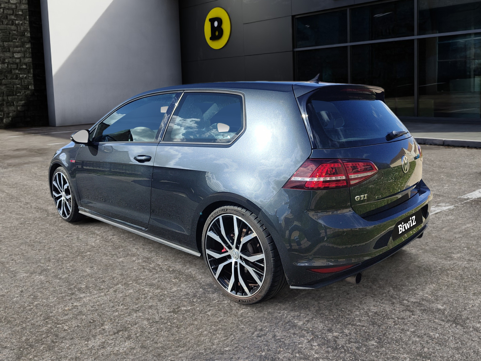 Volkswagen Golf 37