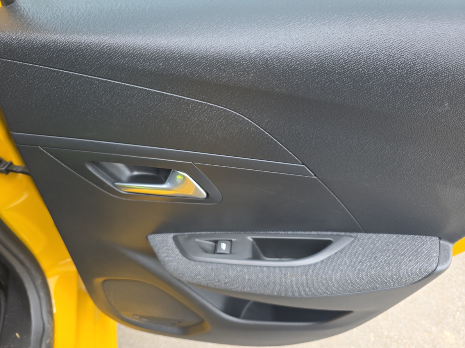 Peugeot 208 28
