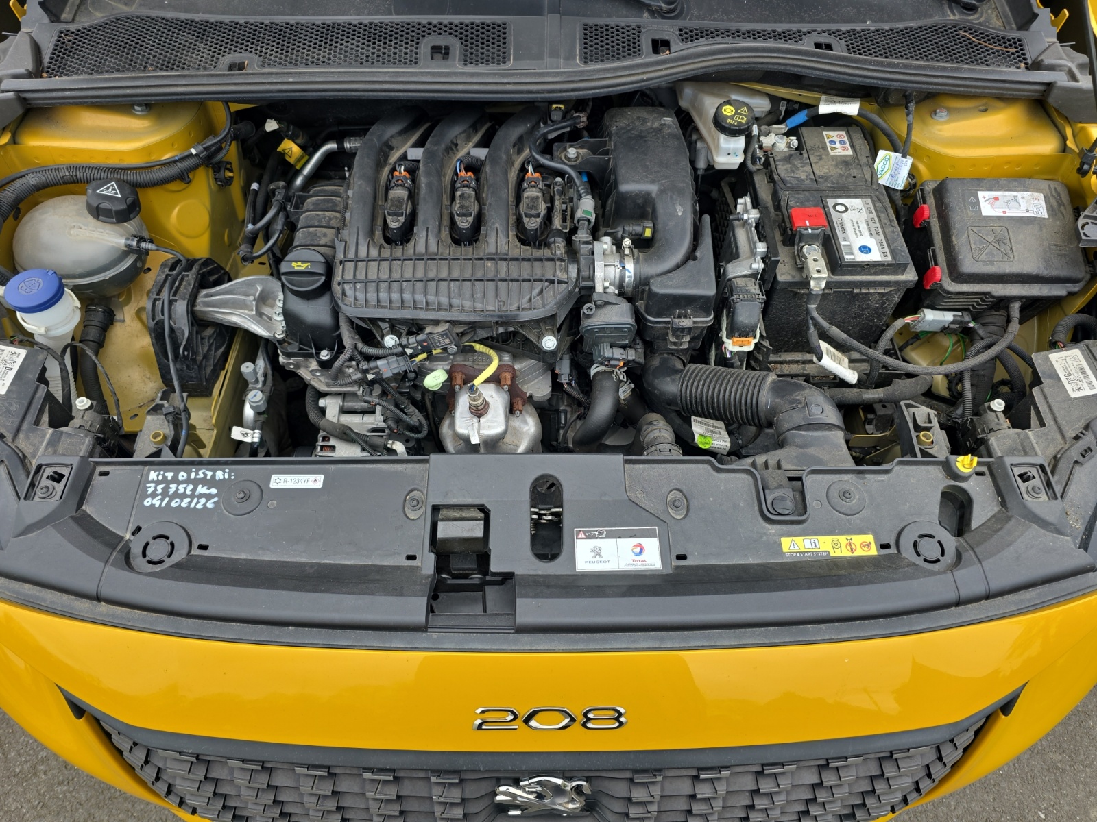 Peugeot 208 32