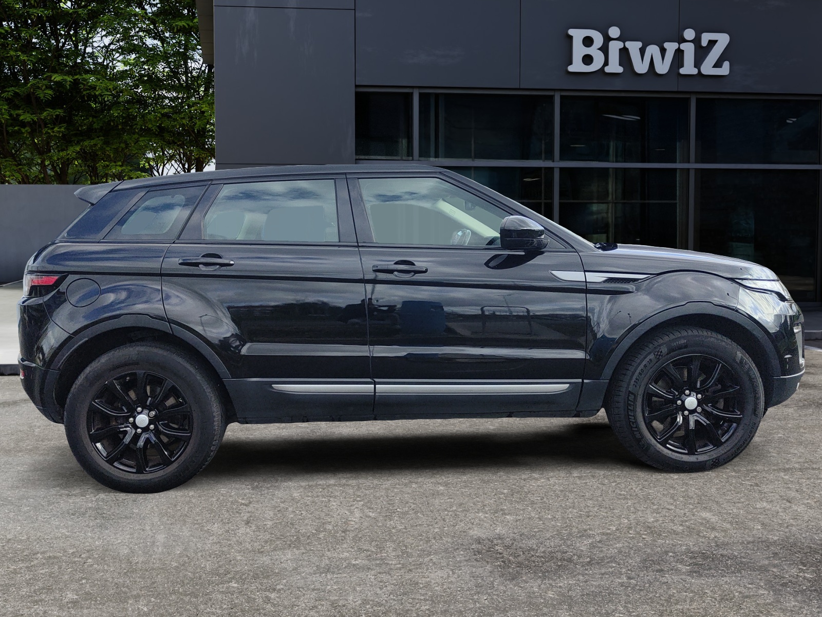 Land Rover Range Rover Evoque 5