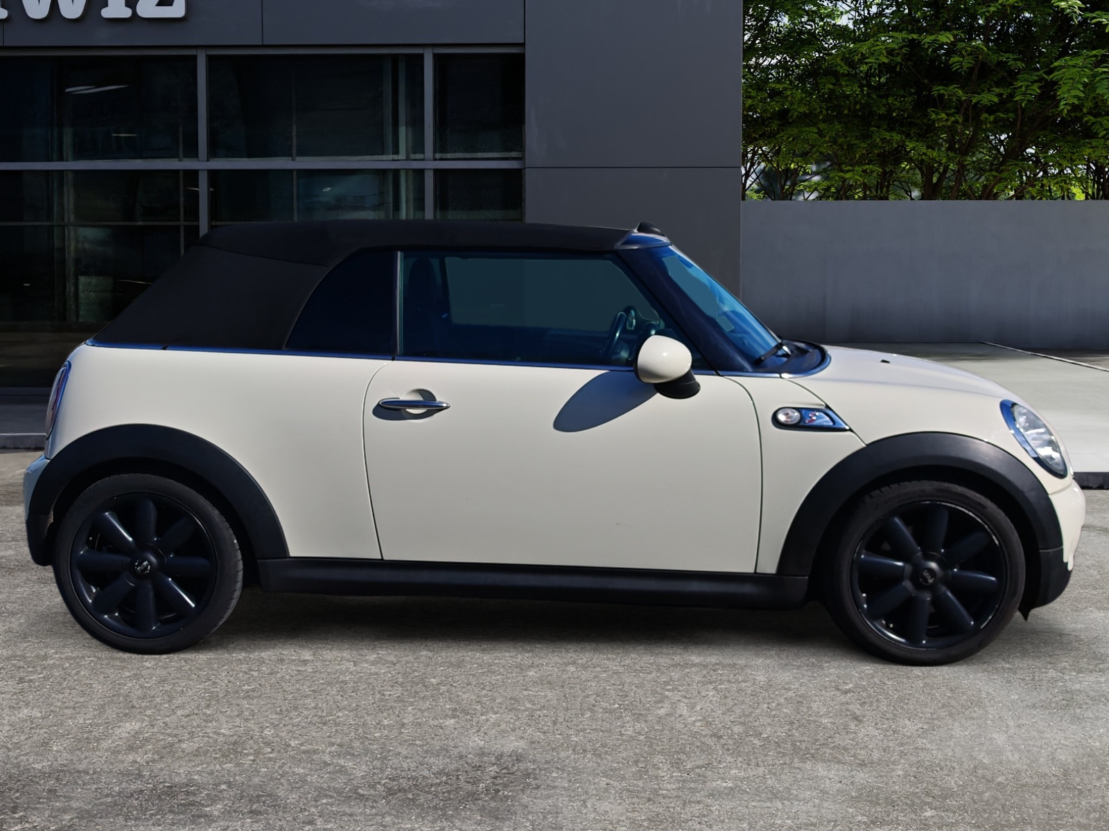 Mini Cabrio 5