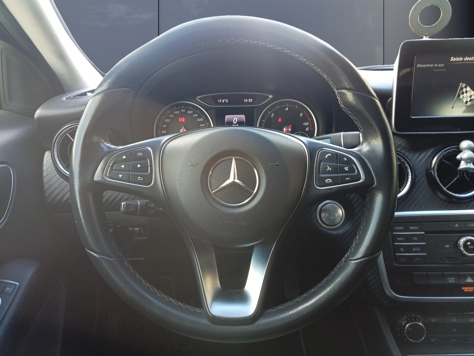 Mercedes-Benz Gla 15