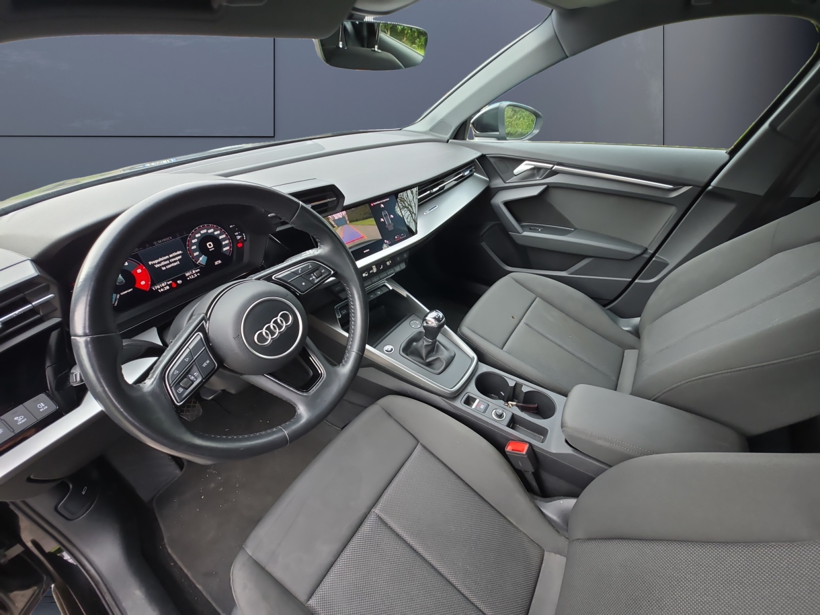 Audi A3 8