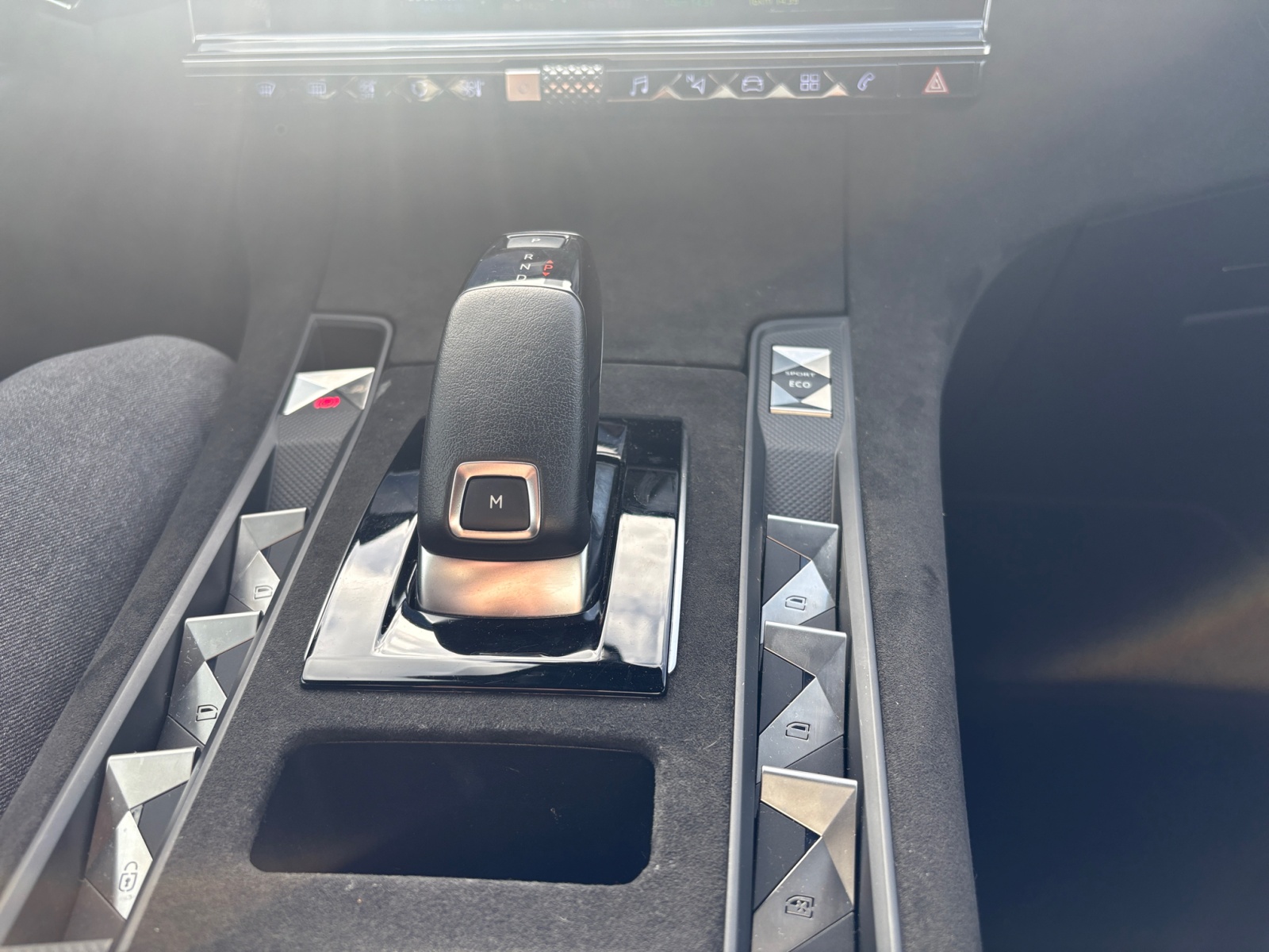 Ds Automobiles Ds 7 16