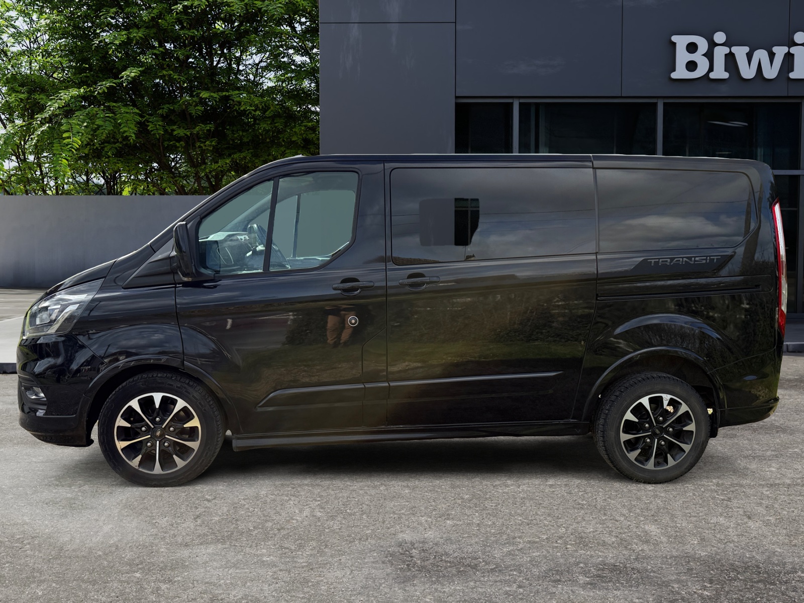 Ford Transit Custom Vu 1