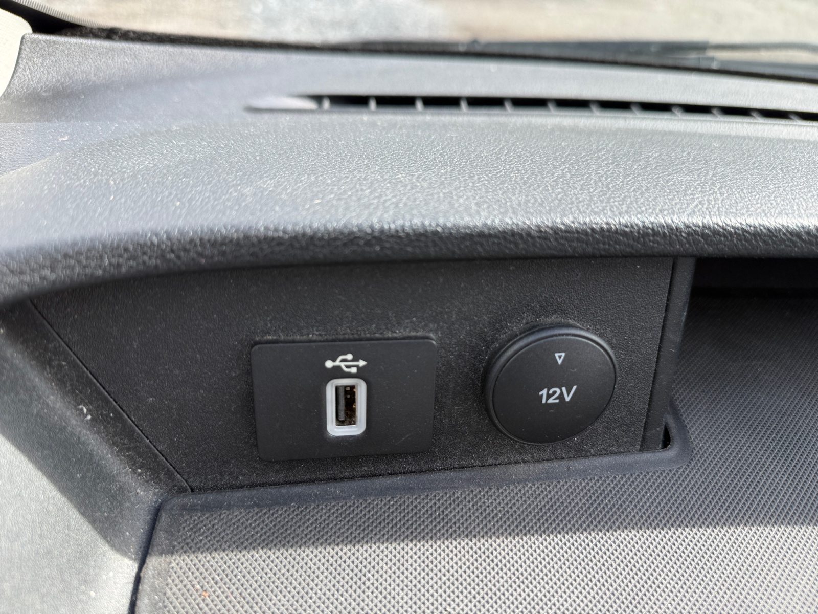 Ford Transit Custom Vu 24