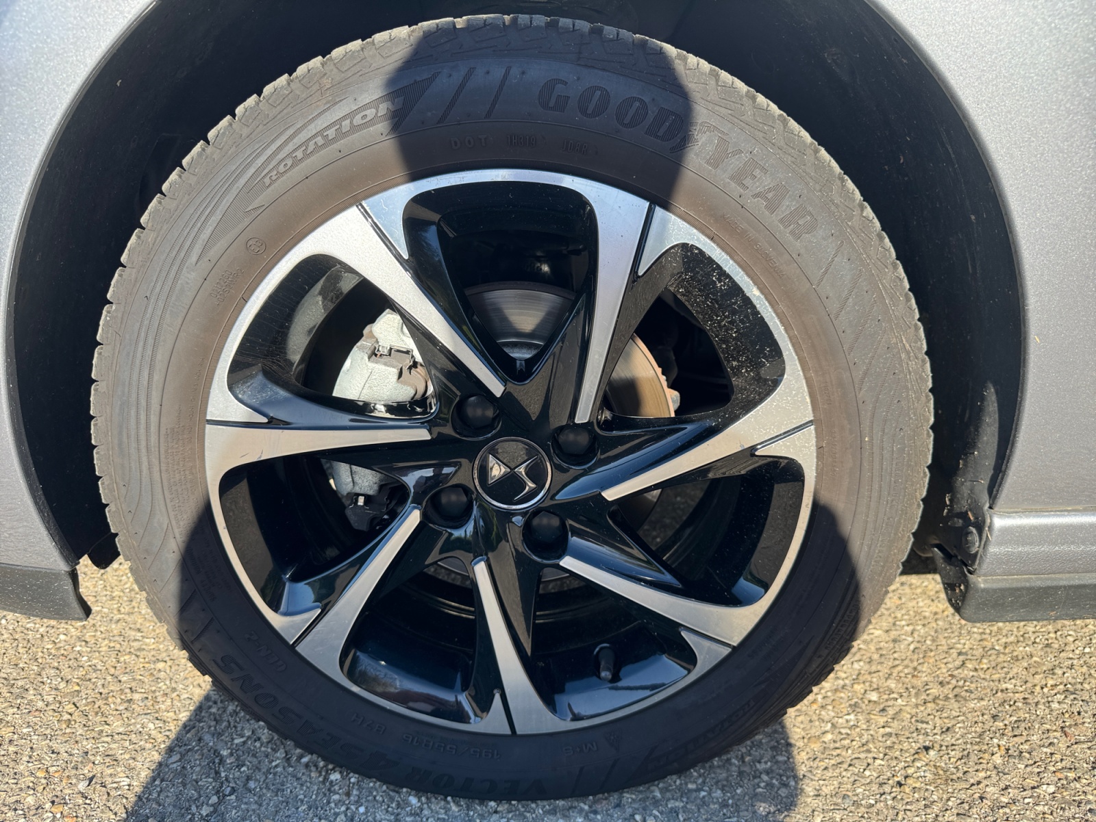 Ds Automobiles Ds3 28