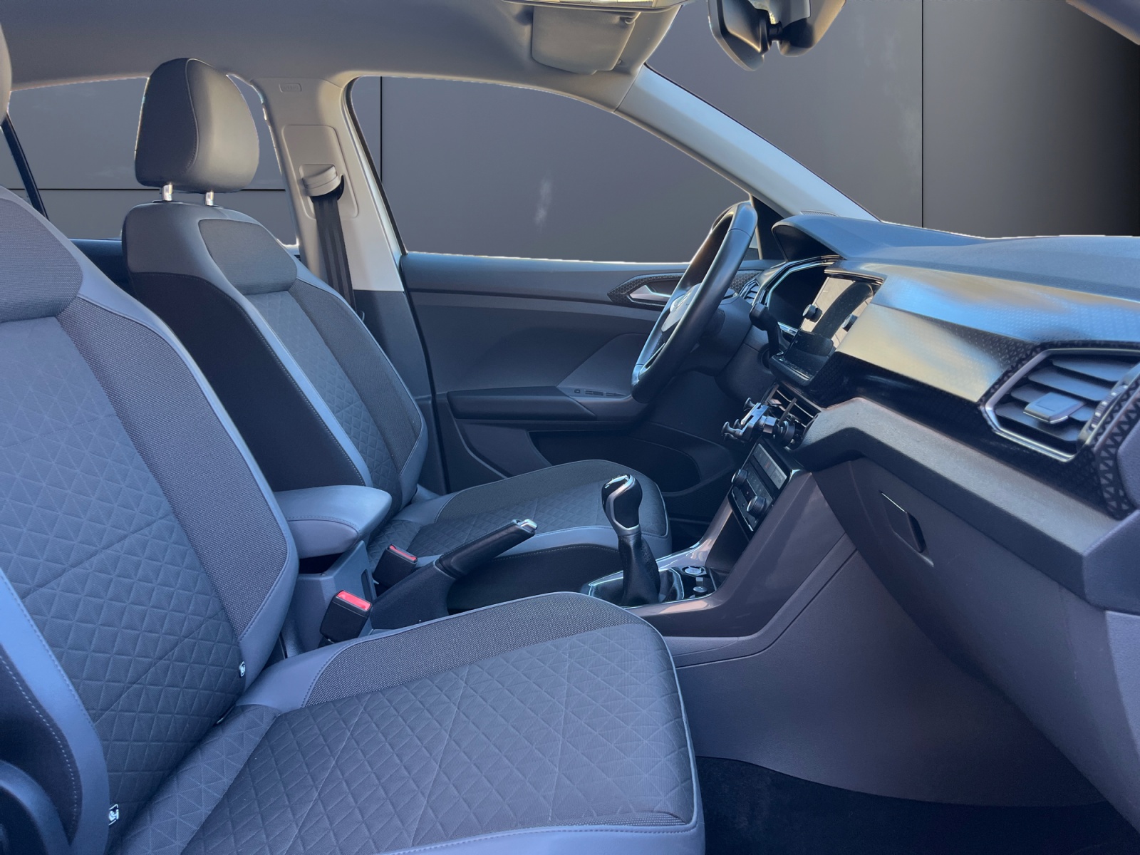 Volkswagen T-Cross 13