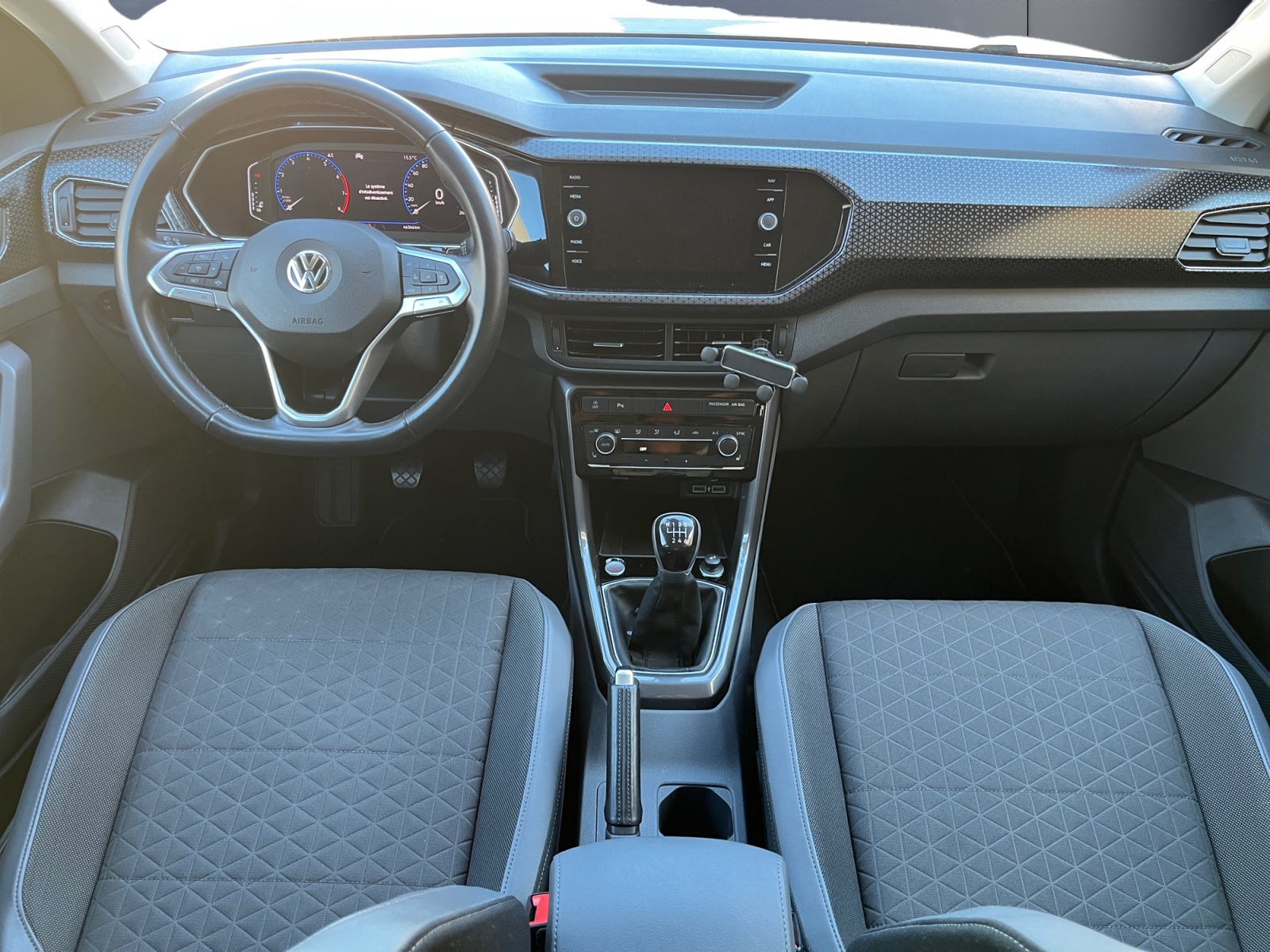 Volkswagen T-Cross 14