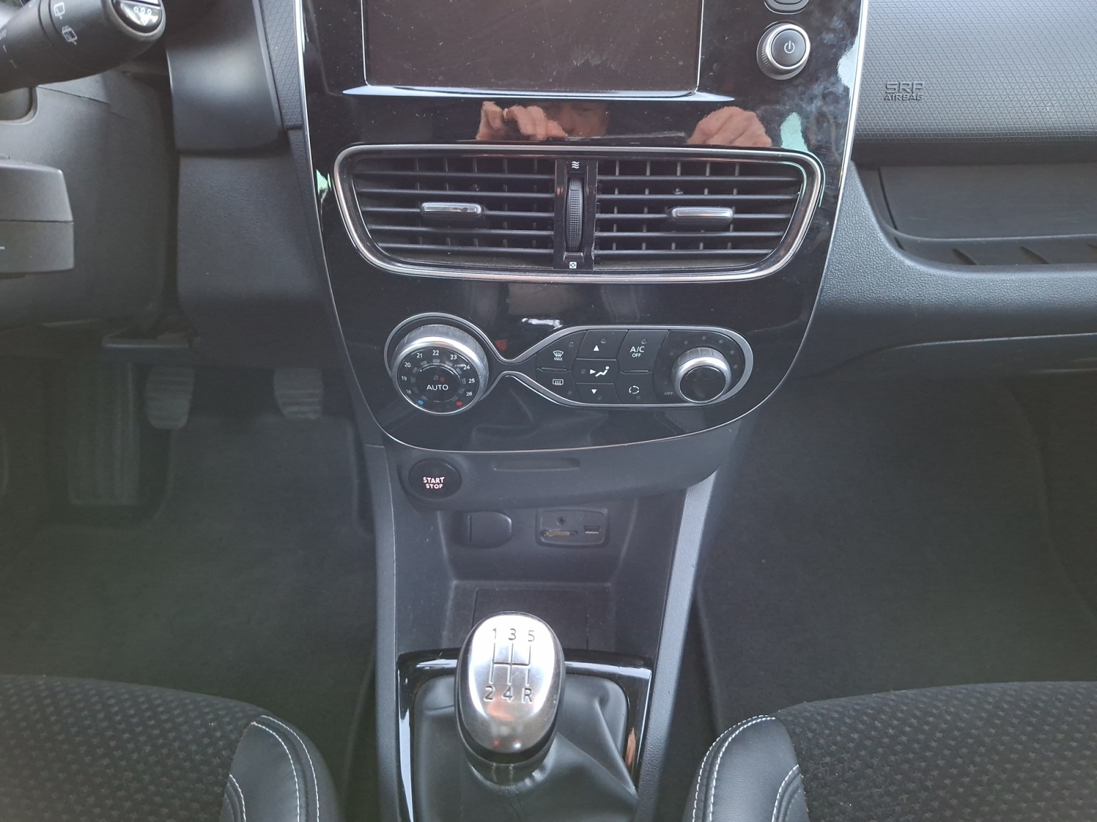Renault Clio 27