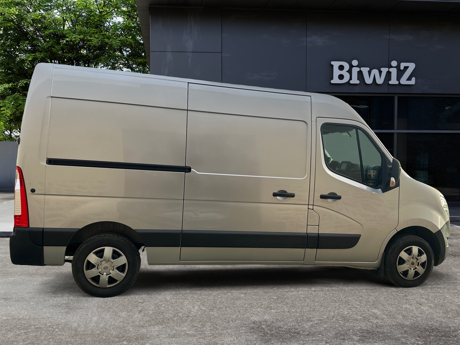 Nissan Nv400 Vu 5