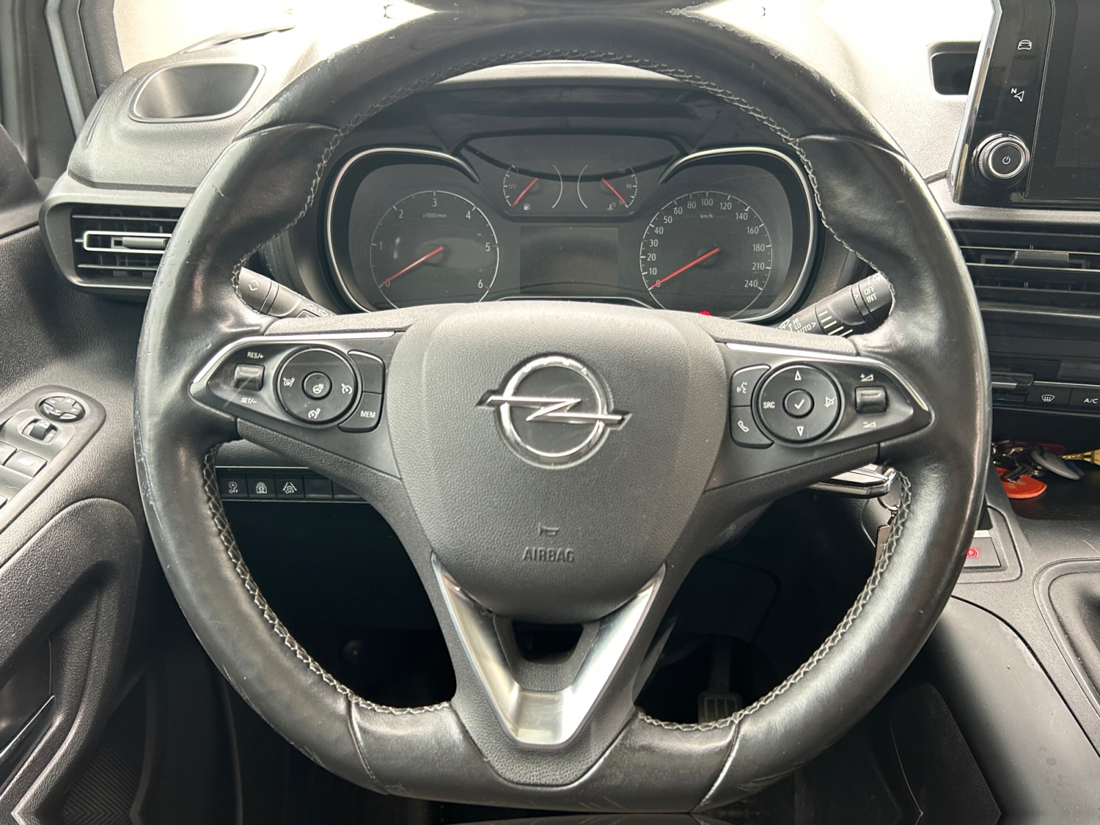 Opel Combo Life 15