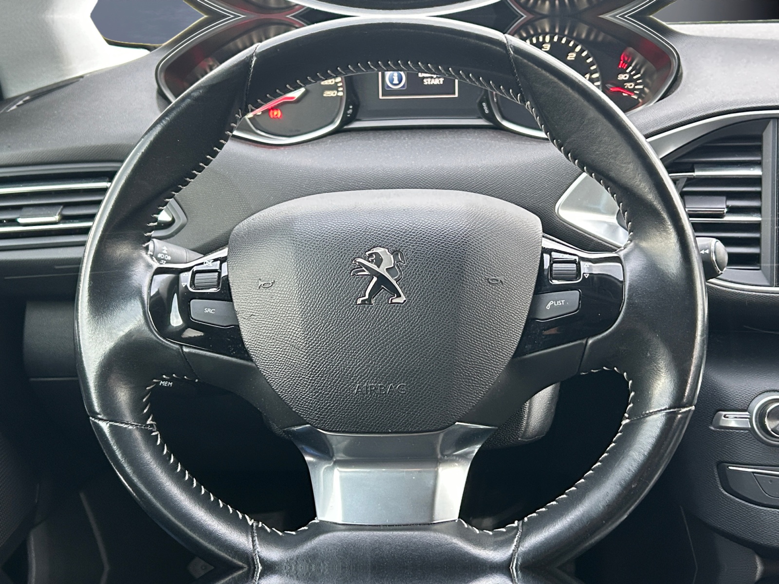 Peugeot 308 15
