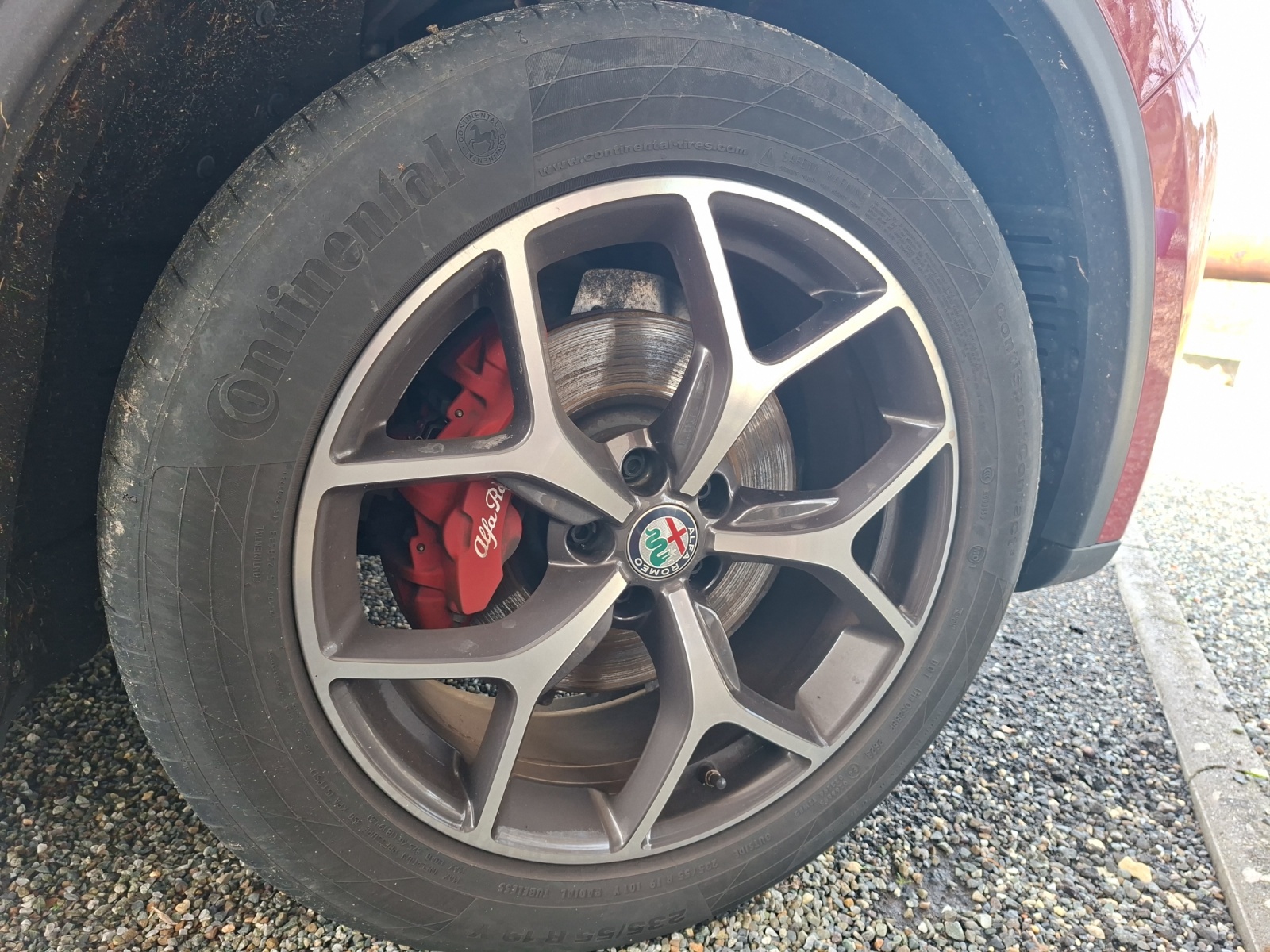 Alfa Romeo Stelvio 28