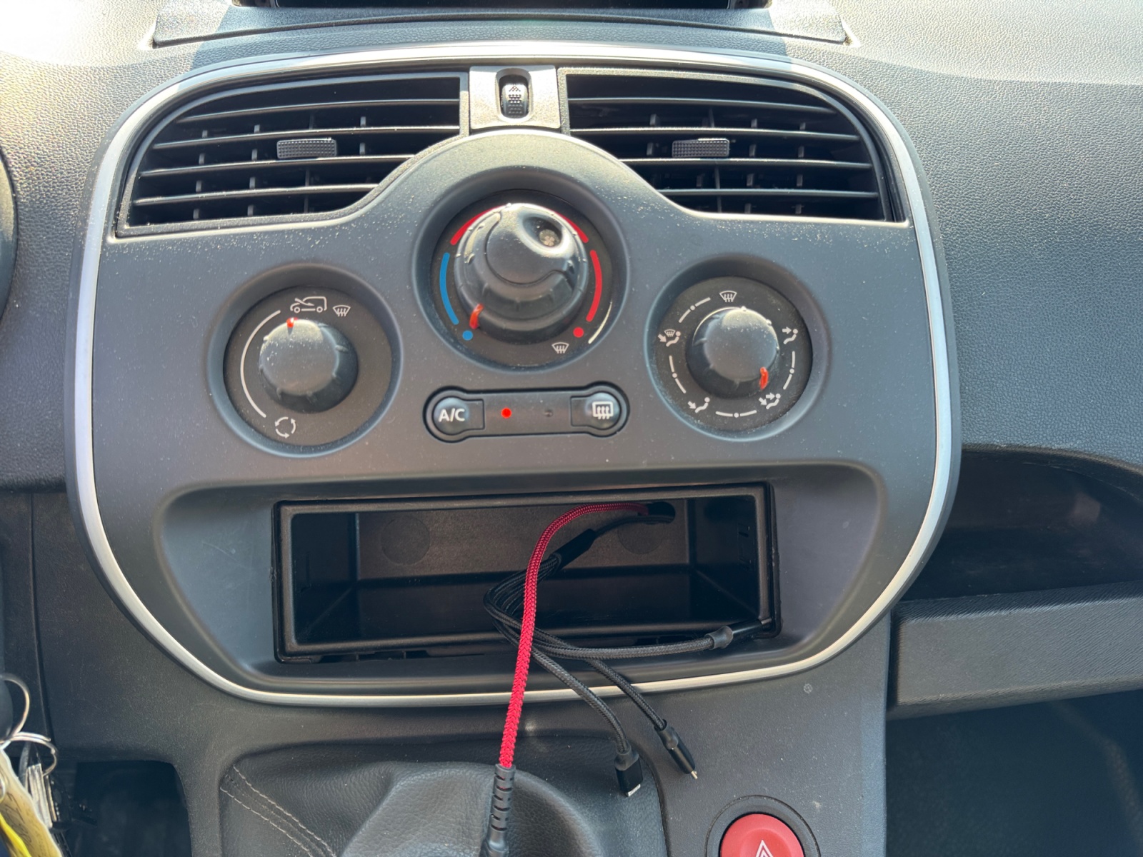 Renault Kangoo Express 19