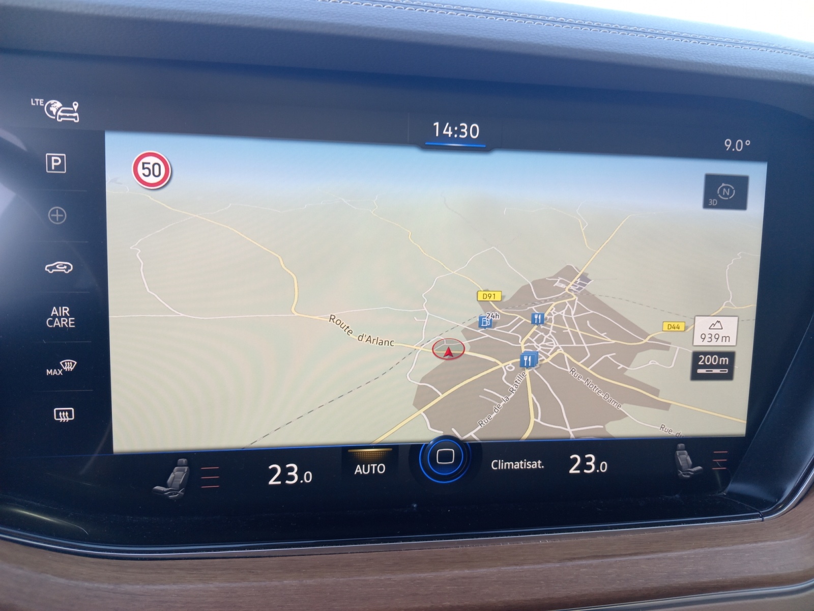 Volkswagen Touareg 19