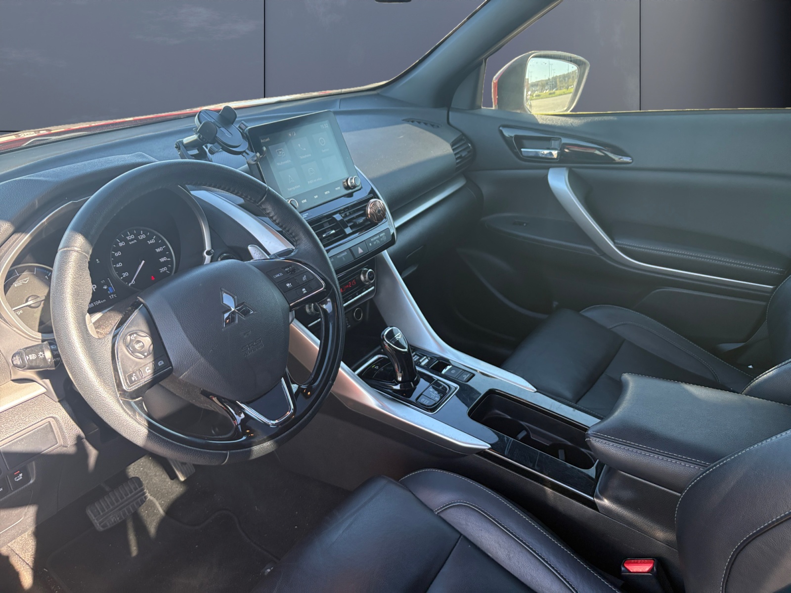 Mitsubishi Eclipse Cross 8