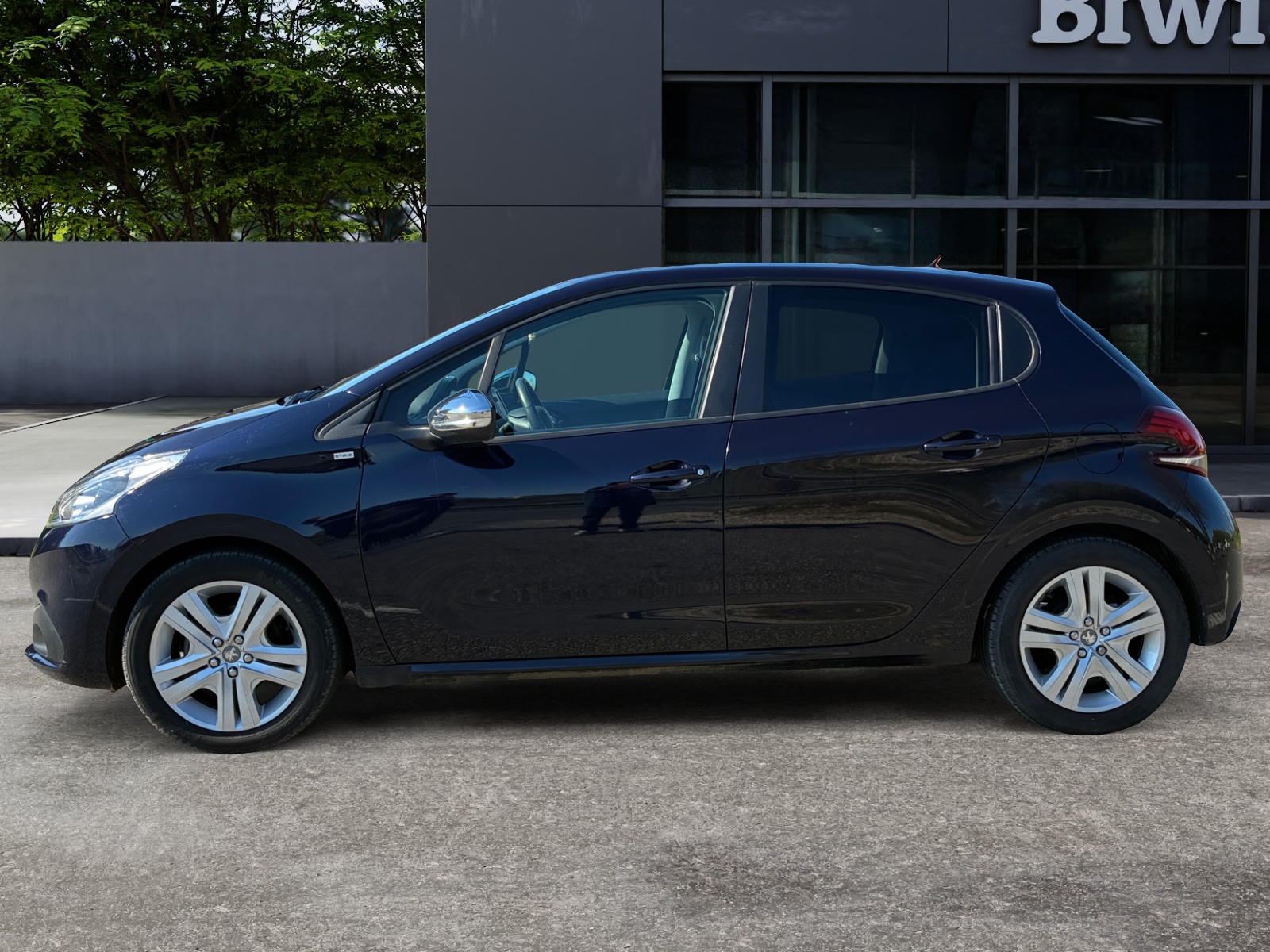 Peugeot 208 1