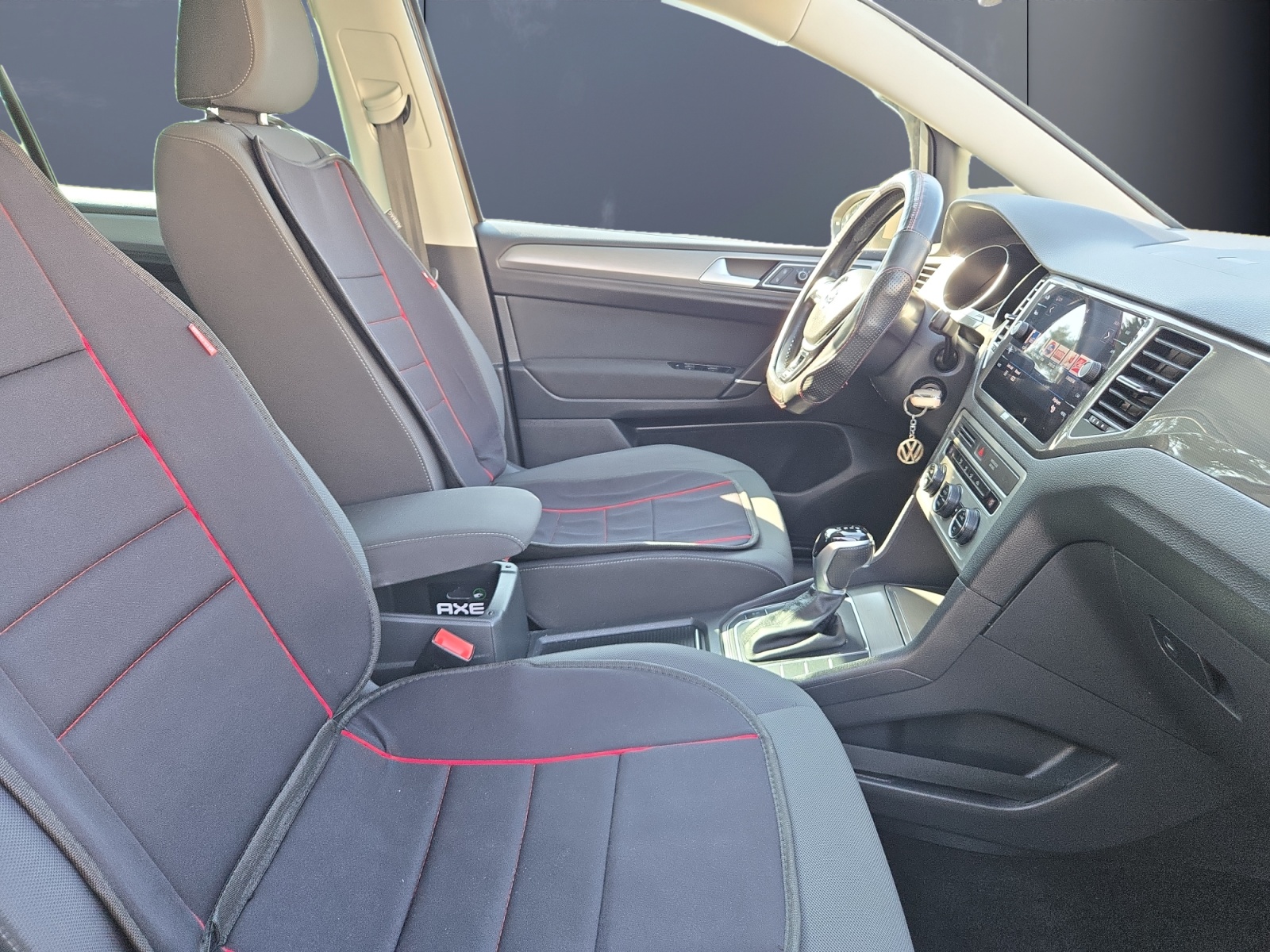 Volkswagen Golf Sportsvan 13