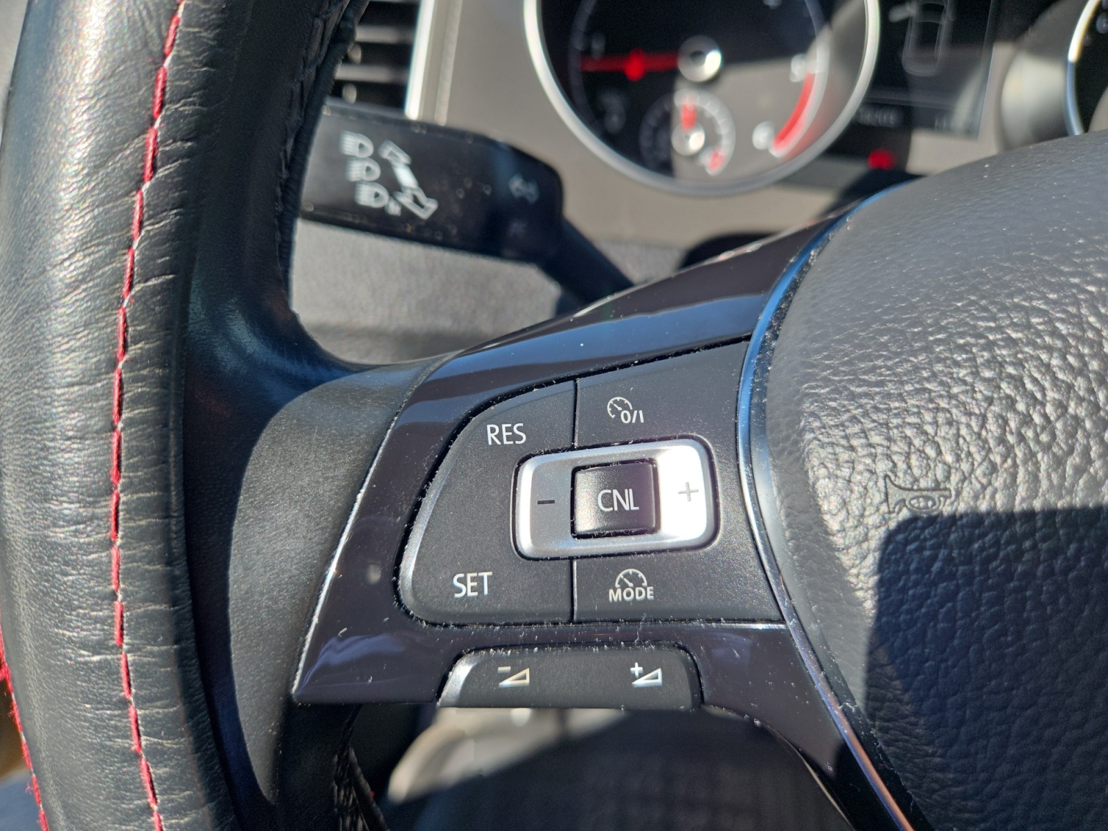 Volkswagen Golf Sportsvan 19