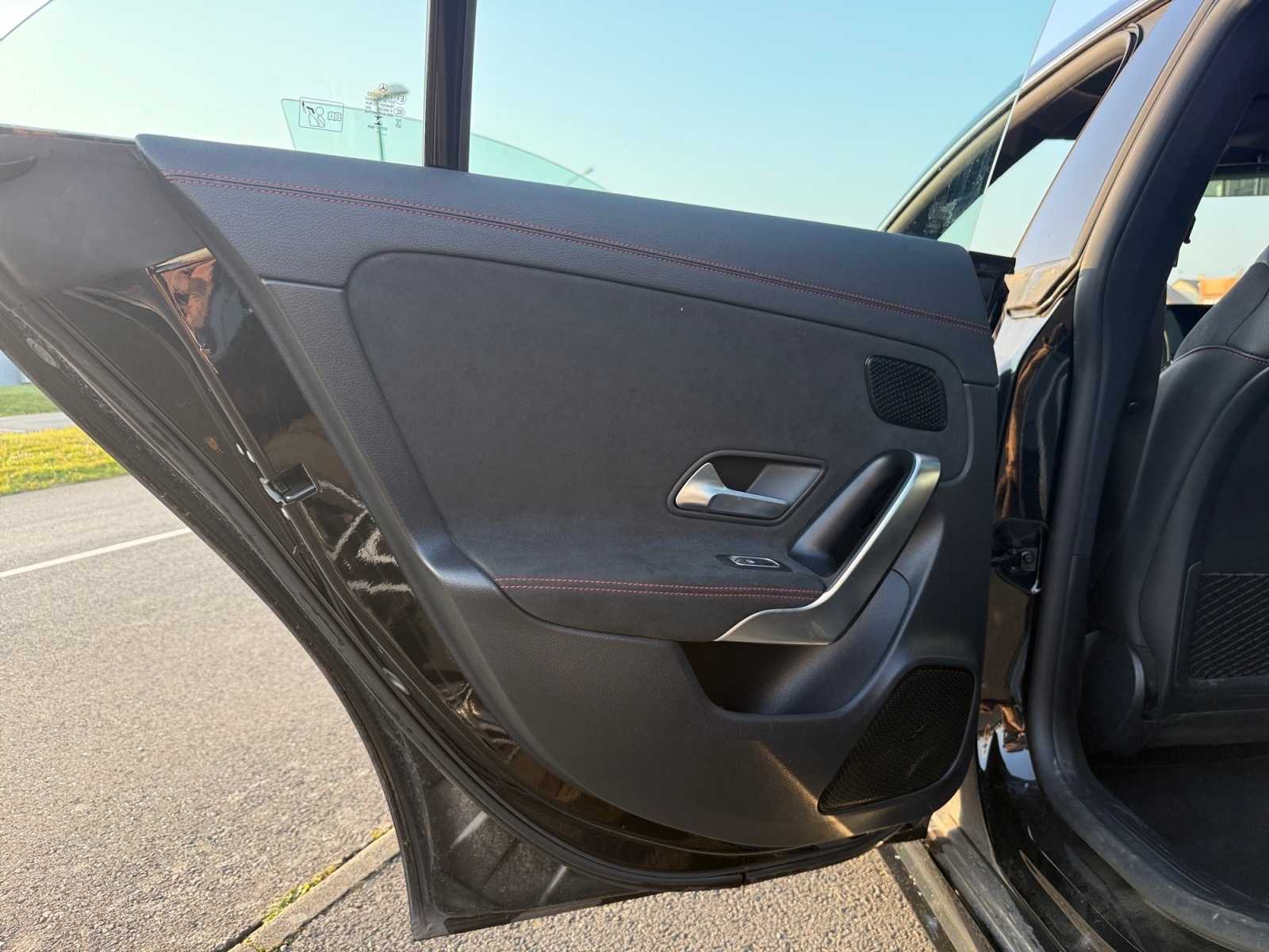 Mercedes-Benz Classe Cla 32