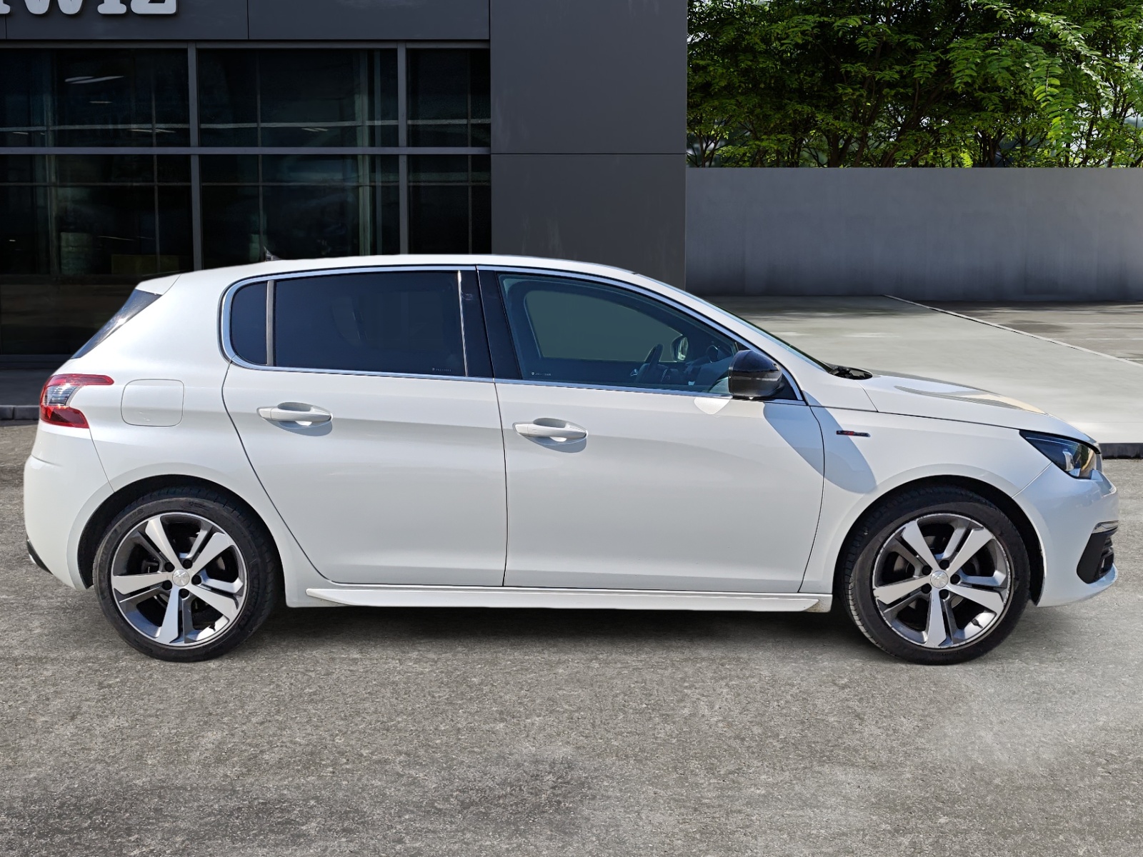 Peugeot 308 5