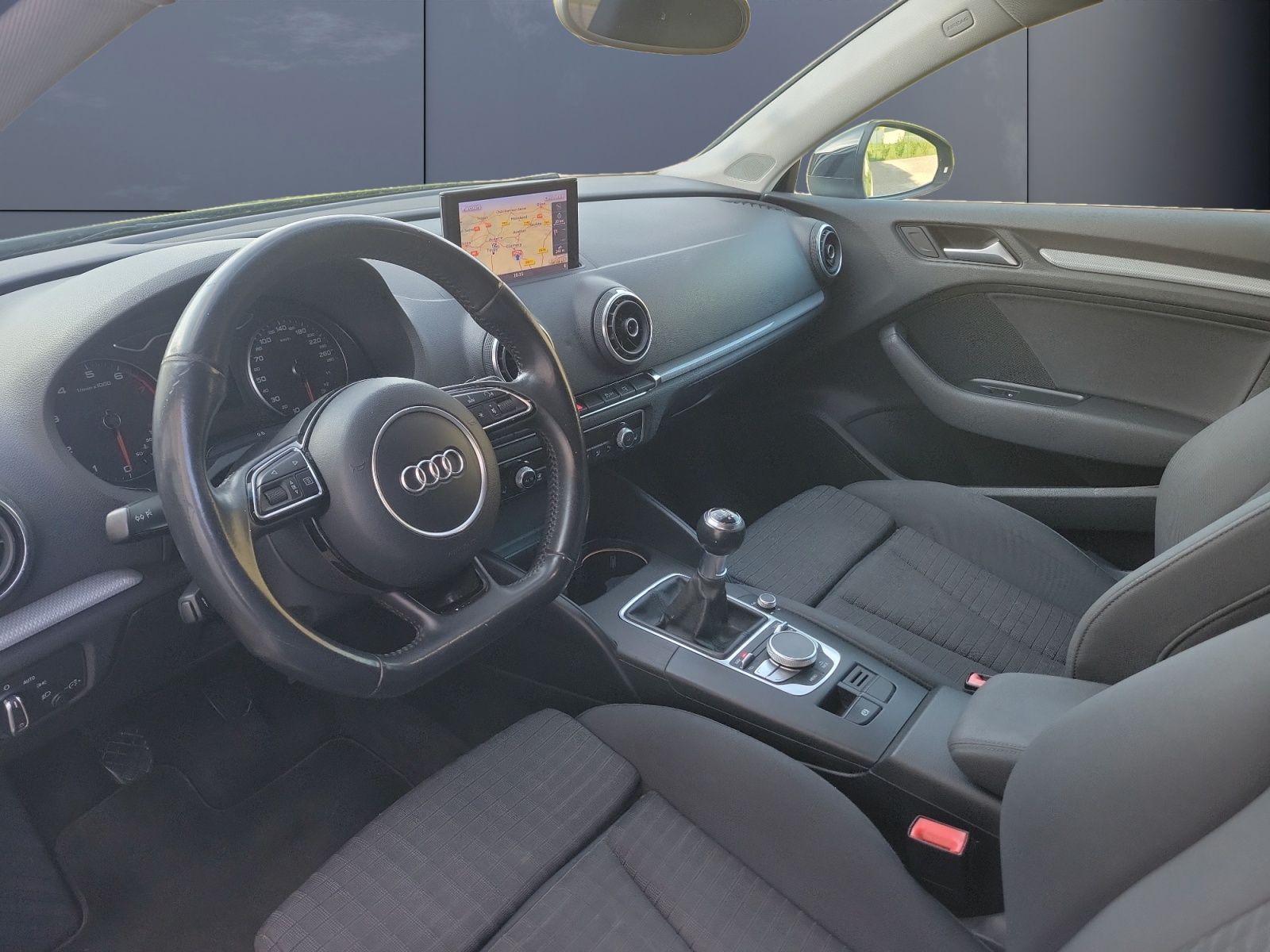 Audi A3 8